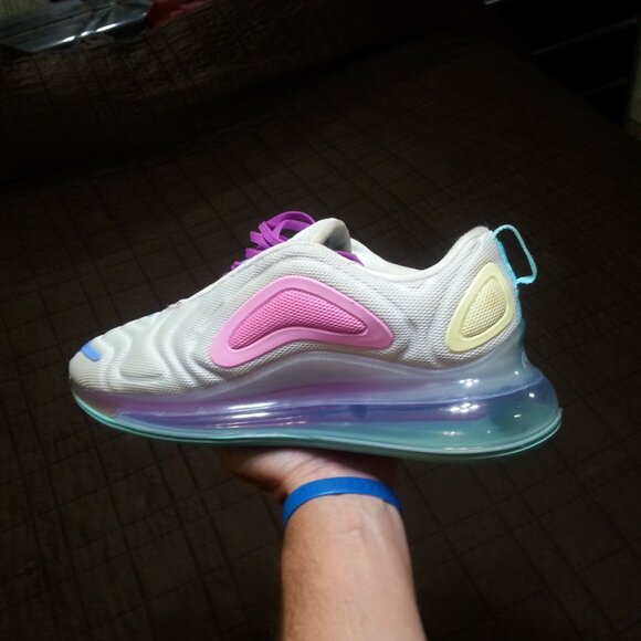 Nike Air Max 720 Women's 10  Athletic Running  Jogging Walking Low Pink Purple - Picture 5 of 16